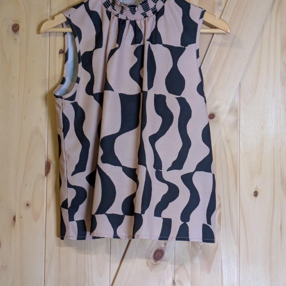 SHEIN Black and Cream Sleeveless Blouse